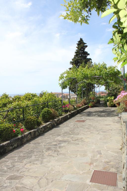 Primario Apartment Levanto Exterior photo